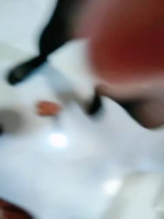 1#母狗少妇让小哥调教，黑丝高跟跪地爬行，尿尿给狼友看，深喉口交舔菊花